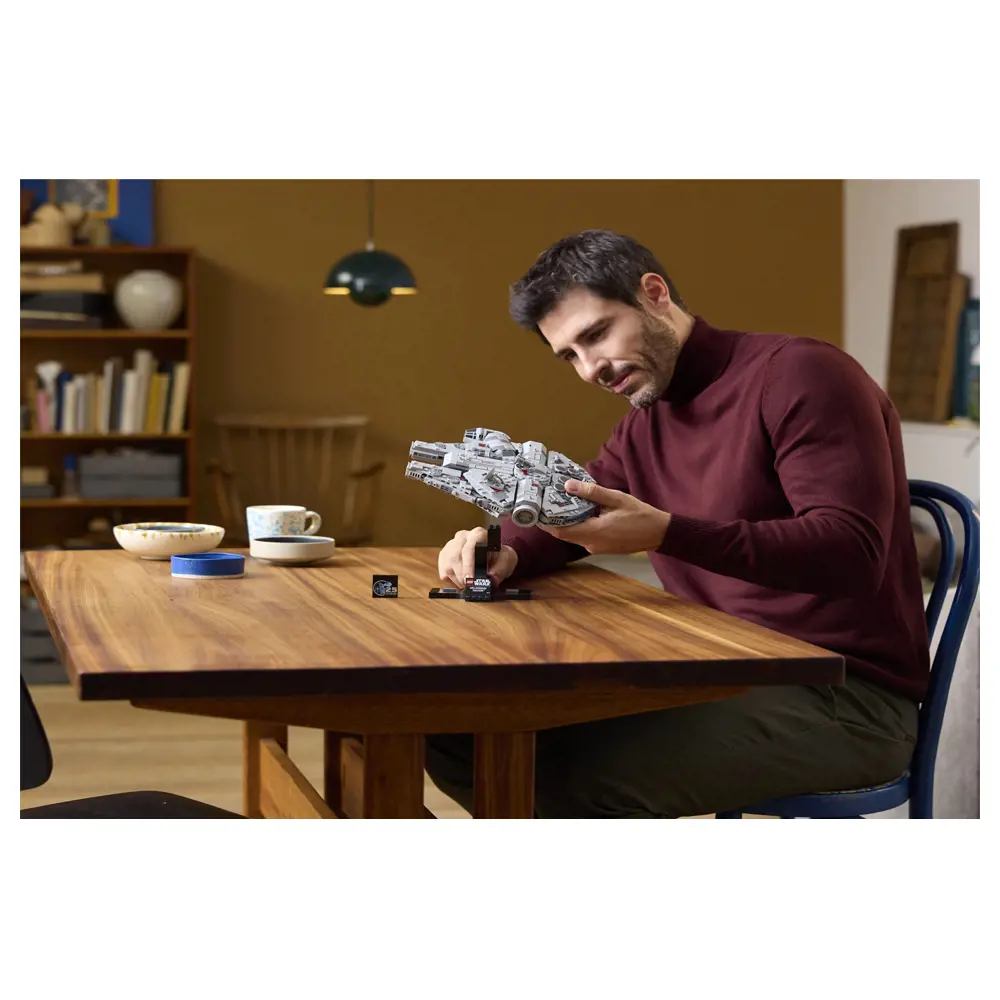 Lego Millennium Falcon 75375